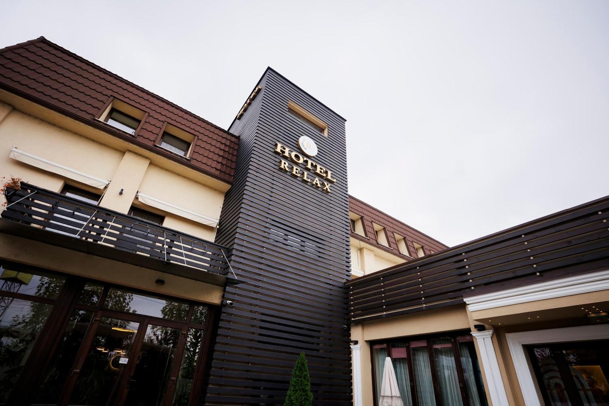 Hotel Relax Craiova Eksteriør bilde